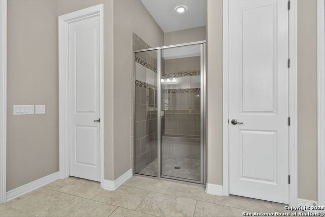 Image 25 of 58 For 28827 Balcones Crk