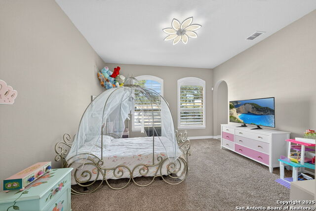 Image 29 of 58 For 28827 Balcones Crk