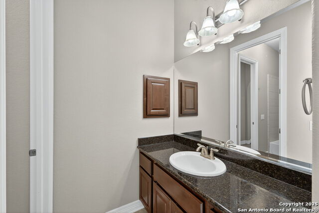 Image 31 of 58 For 28827 Balcones Crk