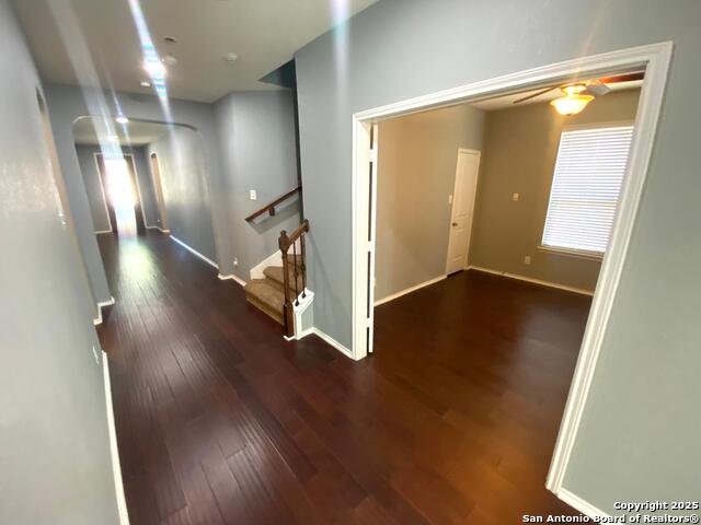 Image 16 of 39 For 21227 Cinch