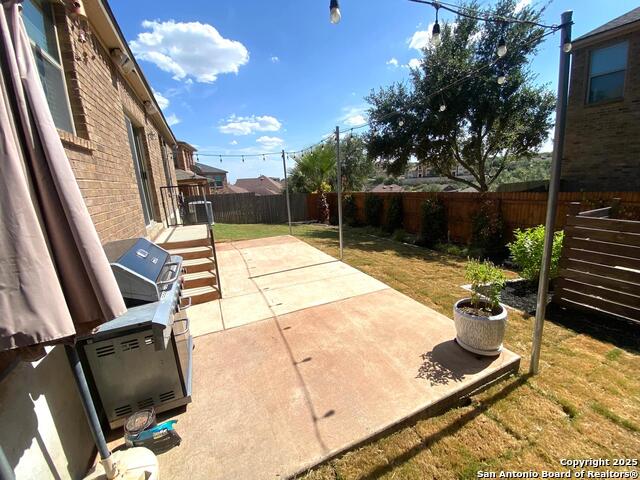 Image 36 of 39 For 21227 Cinch