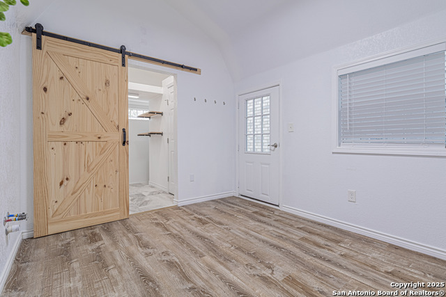 Image 26 of 39 For 3003 Cassowary