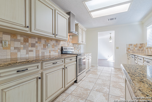 Image 9 of 39 For 3003 Cassowary