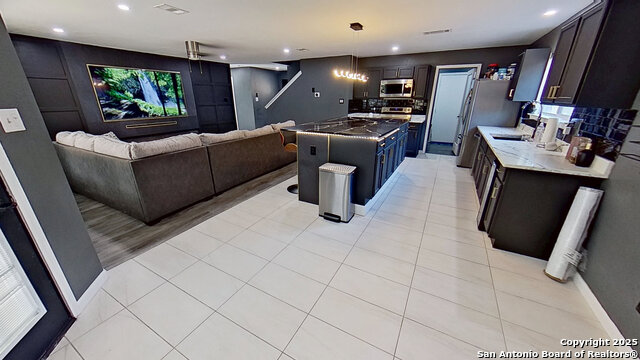 Listing photo id 11 for 9014 Mint Julep