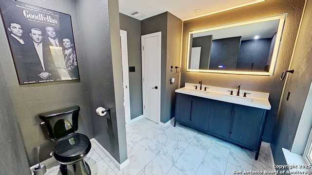 Listing photo id 18 for 9014 Mint Julep