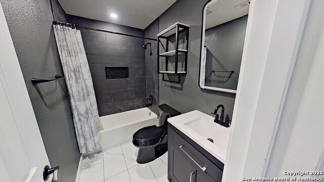 Listing photo id 24 for 9014 Mint Julep