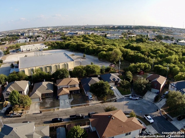 Listing photo id 36 for 9014 Mint Julep