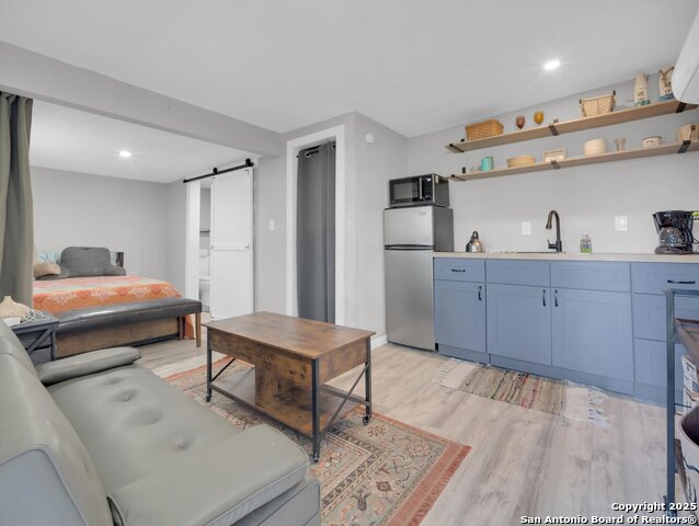 Image 20 of 21 For 769 Lime Rock