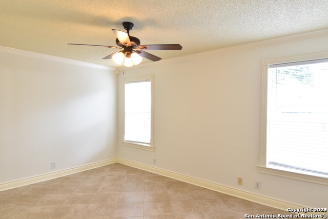 Listing photo id 2 for 13107 Babbling Brook