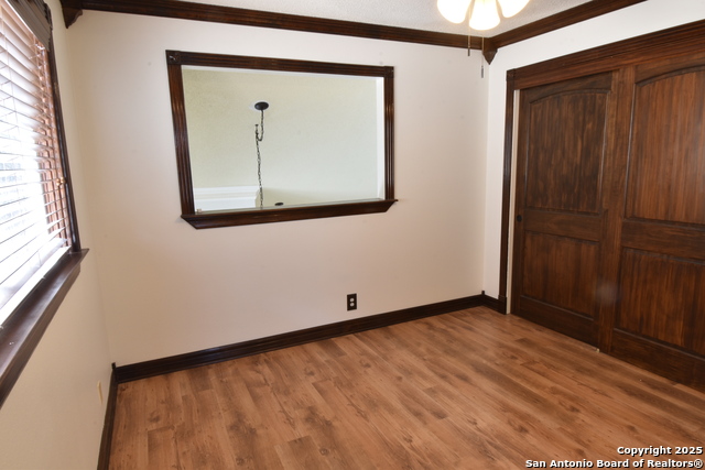 Listing photo id 7 for 13107 Babbling Brook