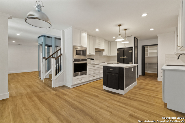 Image 10 of 32 For 3914 Creek Rock