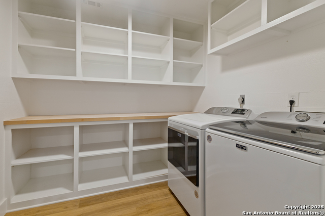 Image 13 of 32 For 3914 Creek Rock