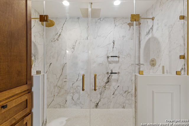 Image 19 of 32 For 3914 Creek Rock