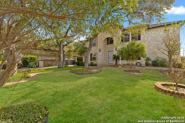 Image 3 of 32 For 3914 Creek Rock