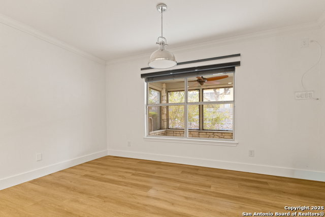 Image 9 of 32 For 3914 Creek Rock