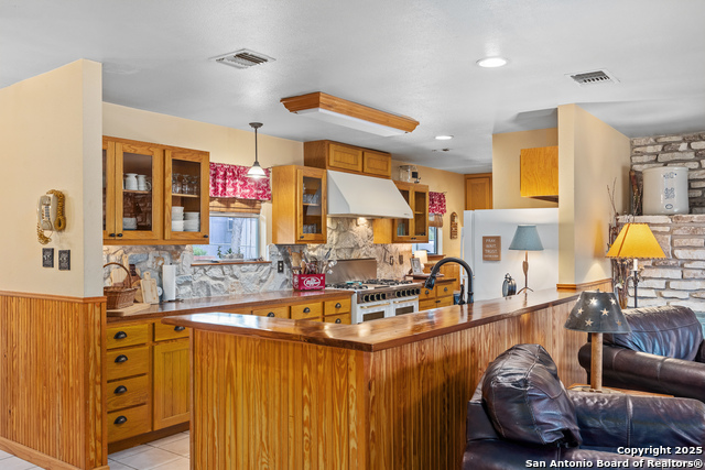 Image 8 of 38 For 475 Stoney Hill