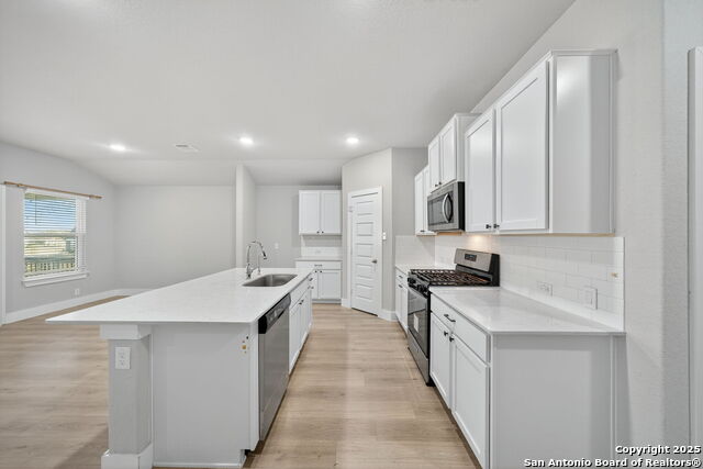 Image 13 of 28 For 21243 Cobbles