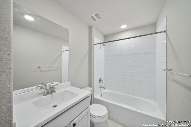 Image 20 of 28 For 21243 Cobbles