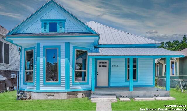 Details for 1234 Saint Marys S, San Antonio, TX 78210