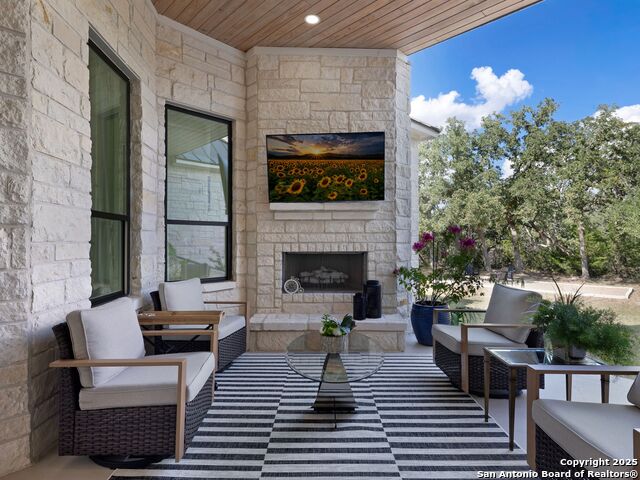 Image 35 of 42 For 846 Maximino Ridge
