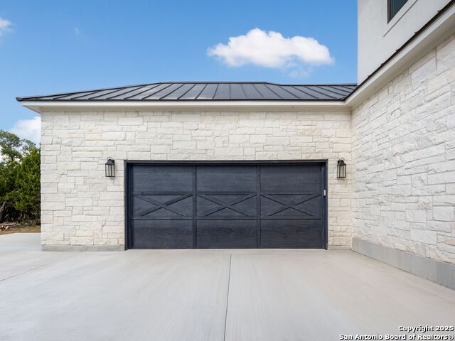 Image 37 of 42 For 846 Maximino Ridge