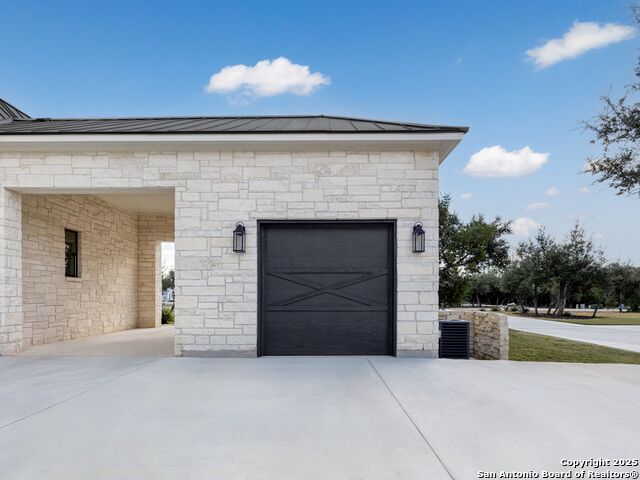 Image 38 of 42 For 846 Maximino Ridge