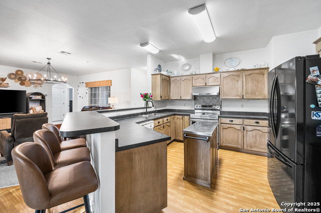 Listing photo id 10 for 2240 Stonehaven