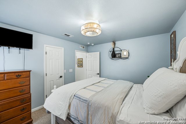 Listing photo id 26 for 2240 Stonehaven