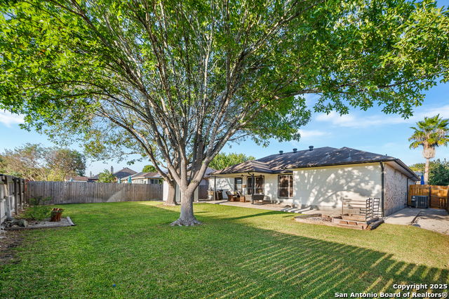 Listing photo id 35 for 2240 Stonehaven