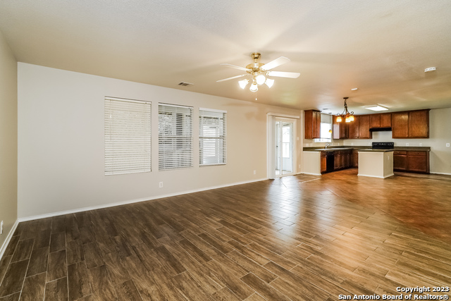 Image 7 of 16 For 7342 Tamburo Trl