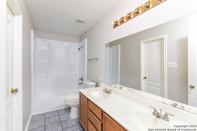 Image 10 of 17 For 1218 Crossing Oaks