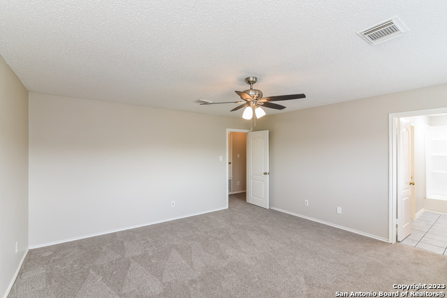 Image 8 of 17 For 1218 Crossing Oaks