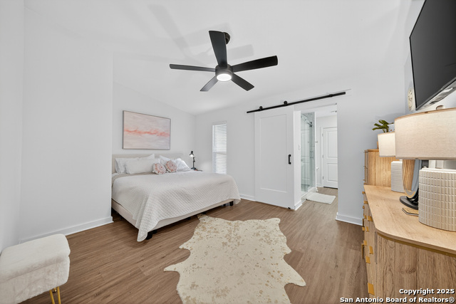 Image 18 of 30 For 2718 Old Field Dr 502