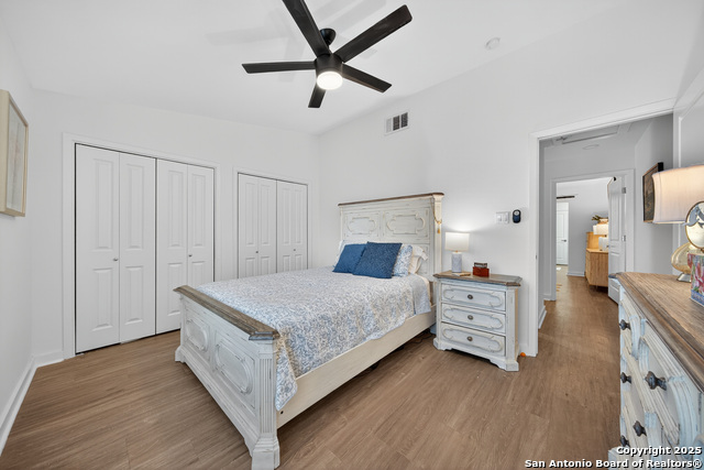 Image 23 of 30 For 2718 Old Field Dr 502