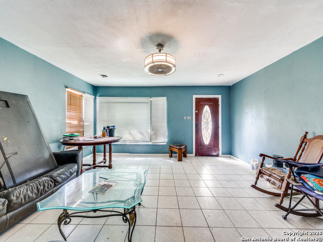 Image 4 of 11 For 507 Byrnes