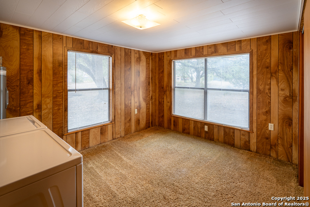 Image 12 of 32 For 725 Canyon Circle