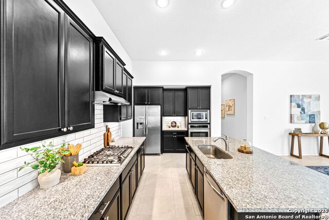 Listing photo id 10 for 2982 Blenheim