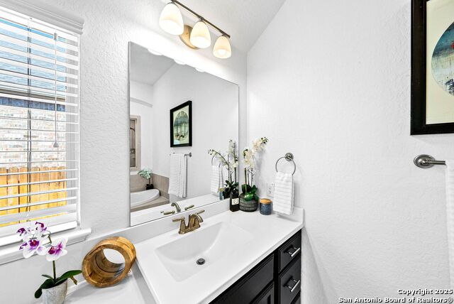 Listing photo id 20 for 2982 Blenheim