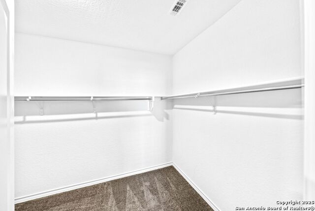 Listing photo id 23 for 2982 Blenheim