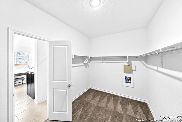 Listing photo id 24 for 2982 Blenheim