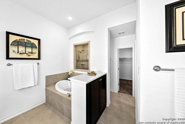 Listing photo id 25 for 2982 Blenheim