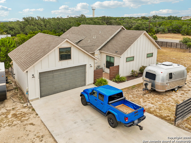 Image 23 of 39 For 120 Golden Eagle