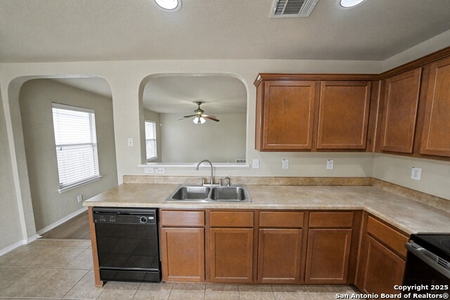 Image 13 of 34 For 11714 Valley Garden