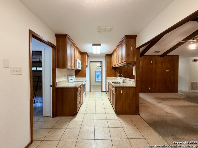 Image 11 of 31 For 9114 George Kyle