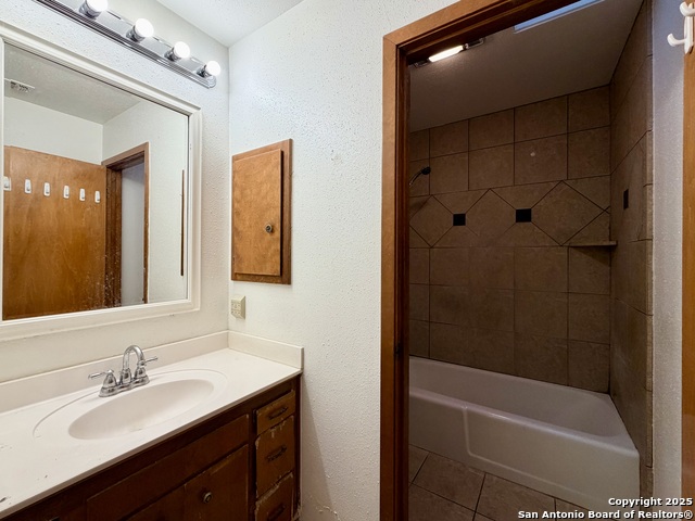 Image 28 of 31 For 9114 George Kyle