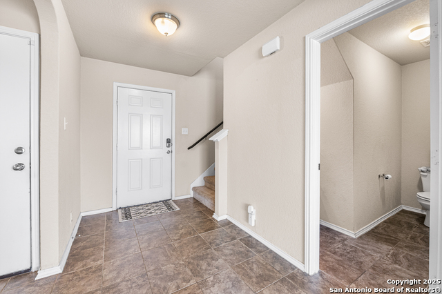 Image 20 of 43 For 12242 Bening Vly