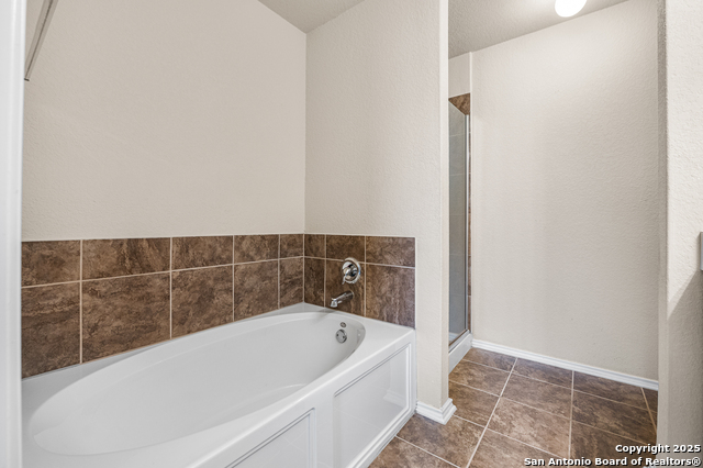 Image 42 of 43 For 12242 Bening Vly