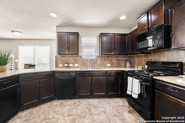 Image 5 of 43 For 12242 Bening Vly