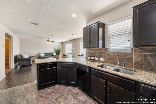 Image 6 of 43 For 12242 Bening Vly