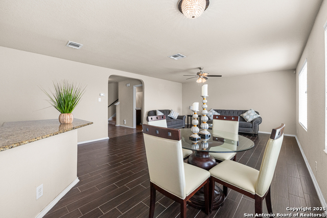 Image 7 of 43 For 12242 Bening Vly